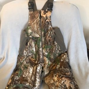 Like new hunting bibs. Game Winner